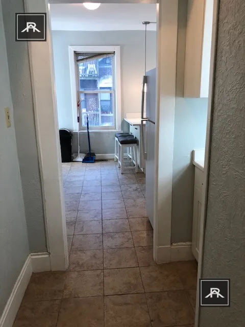 3 bed, 2 bath apartment for rent at 128 Glenville Ave Unit 1, Allston — photo 15 of 17