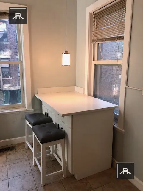 3 bed, 2 bath apartment for rent at 128 Glenville Ave Unit 1, Allston — photo 17 of 17