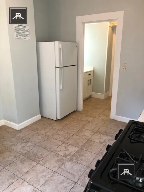 3 bed, 2 bath apartment for rent at 128 Glenville Ave Unit 1, Allston — photo 2 of 17