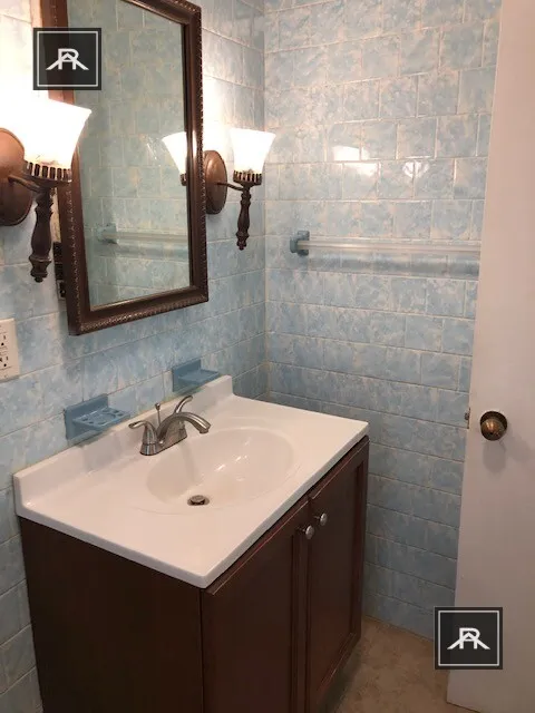 3 bed, 2 bath apartment for rent at 128 Glenville Ave Unit 1, Allston — photo 14 of 17