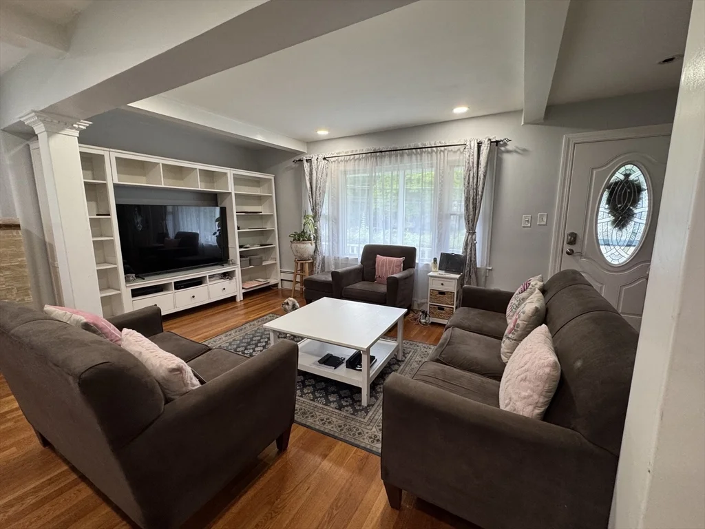 3 bed, 2 bath apartment for rent at 128 Groton Rd Unit 1, North Chelmsford — photo 11 of 20