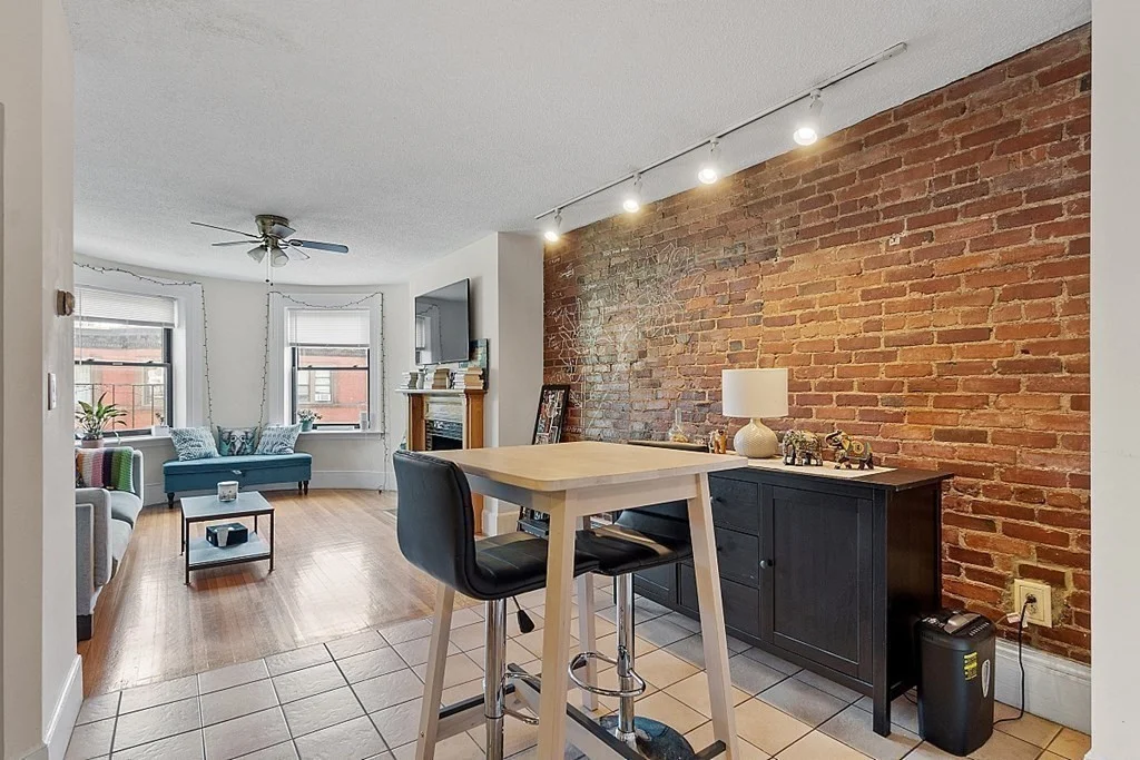 2 bed, 1 bath apartment for rent at 128 Hemenway St Unit 402, Fenway — photo 11 of 16