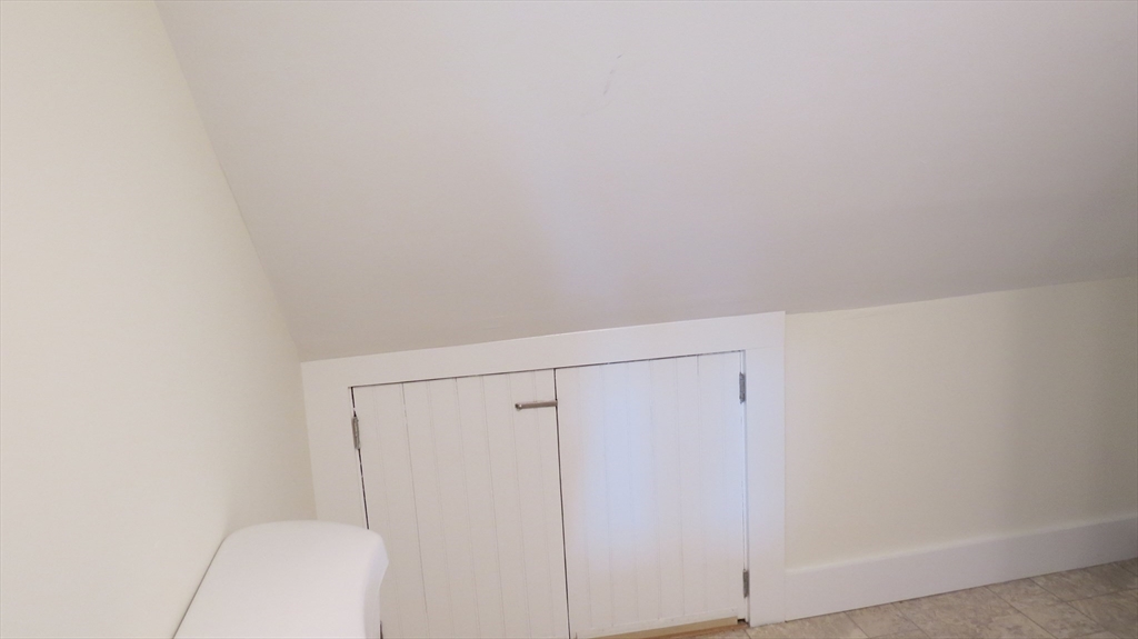1 bed, 1 bath apartment for rent at 128 Low Unit 128, Newburyport — photo 11 of 15