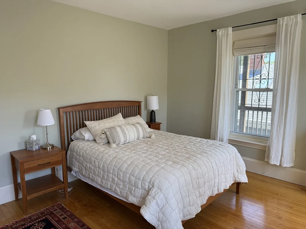 2 bed, 1 bath apartment for rent at 128 Magazine St Unit 11, Cambridgeport — photo 6 of 29