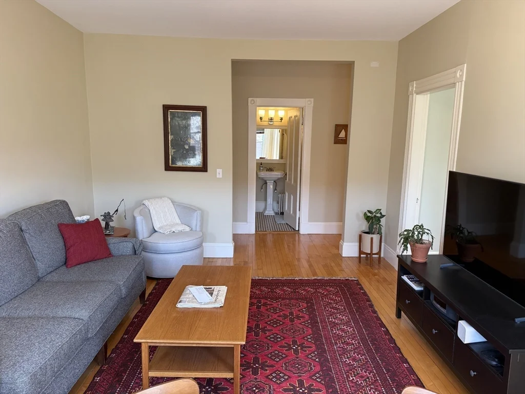 2 bed, 1 bath apartment for rent at 128 Magazine St Unit 11, Cambridgeport — photo 10 of 29