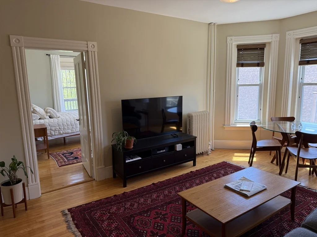 2 bed, 1 bath apartment for rent at 128 Magazine St Unit 11, Cambridgeport — photo 4 of 29