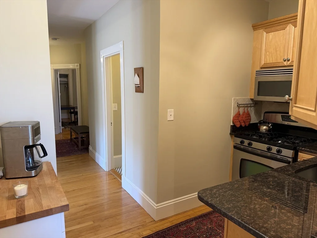 2 bed, 1 bath apartment for rent at 128 Magazine St Unit 11, Cambridgeport — photo 19 of 29