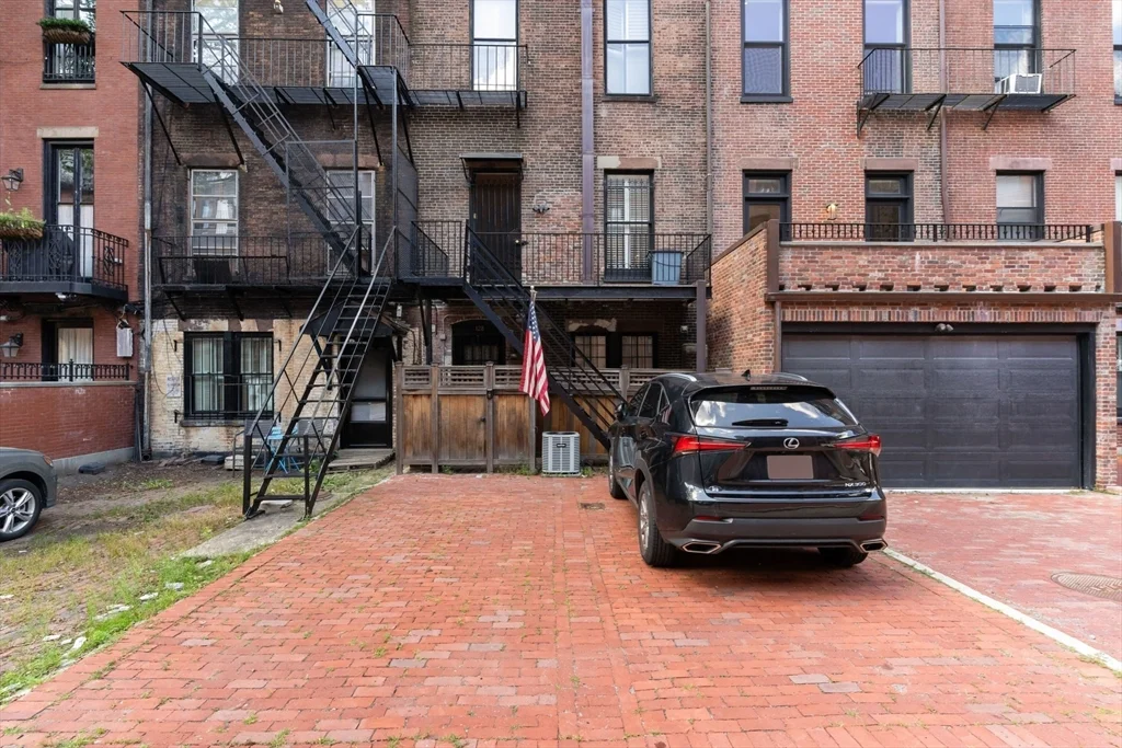 1 bed, 1 bath apartment for rent at 128 Marlborough St Unit 2, Back Bay — photo 21 of 23