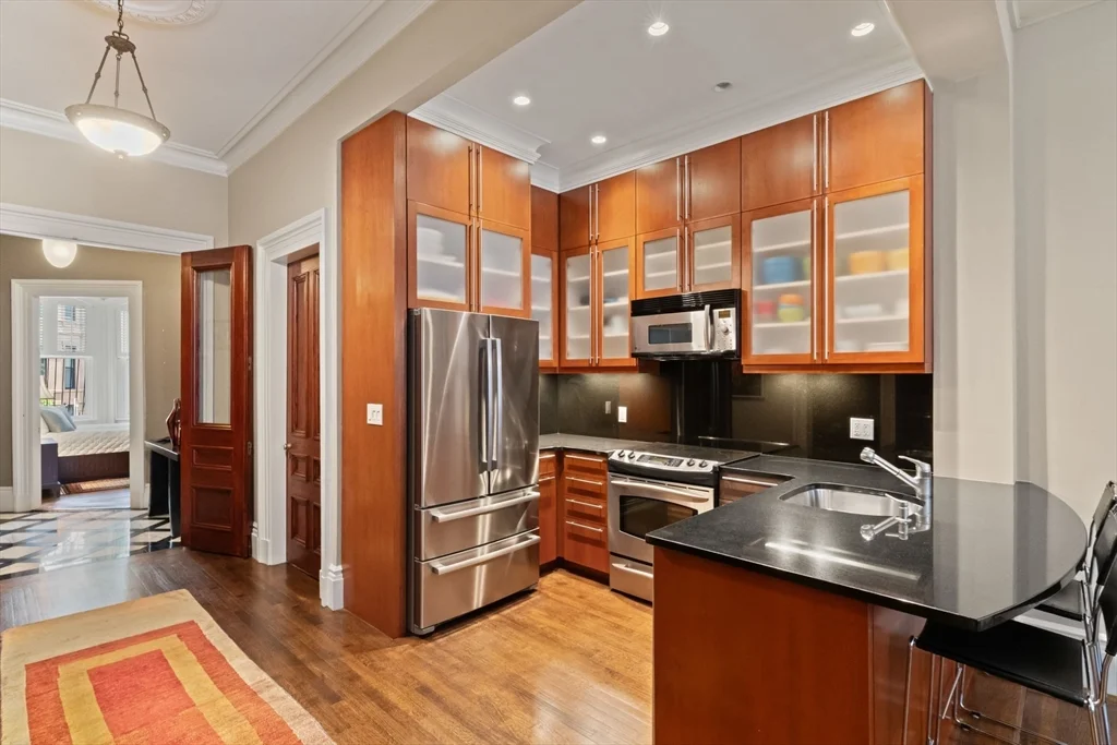 1 bed, 1 bath apartment for rent at 128 Marlborough St Unit 2, Back Bay — photo 11 of 23
