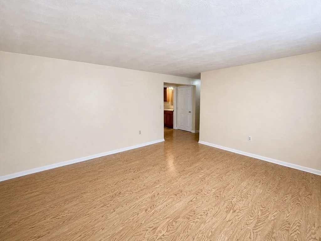 3 bed, 1 bath apartment for rent at 128 Norfolk Unit 1, Canton — photo 6 of 16