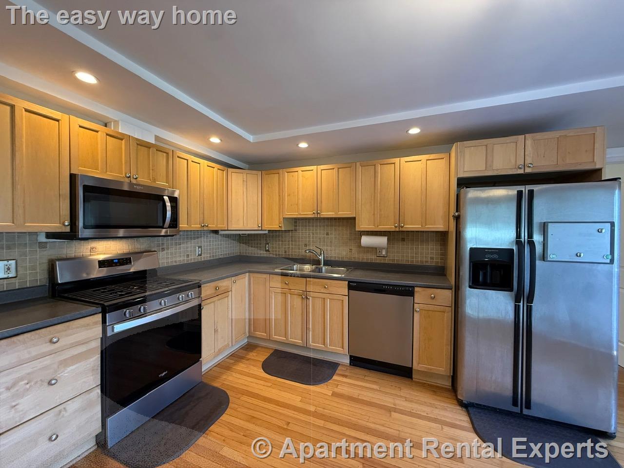 3 bed, 1 bath apartment for rent at 128 North Marshall St Unit 2, Revere — photo 2 of 23