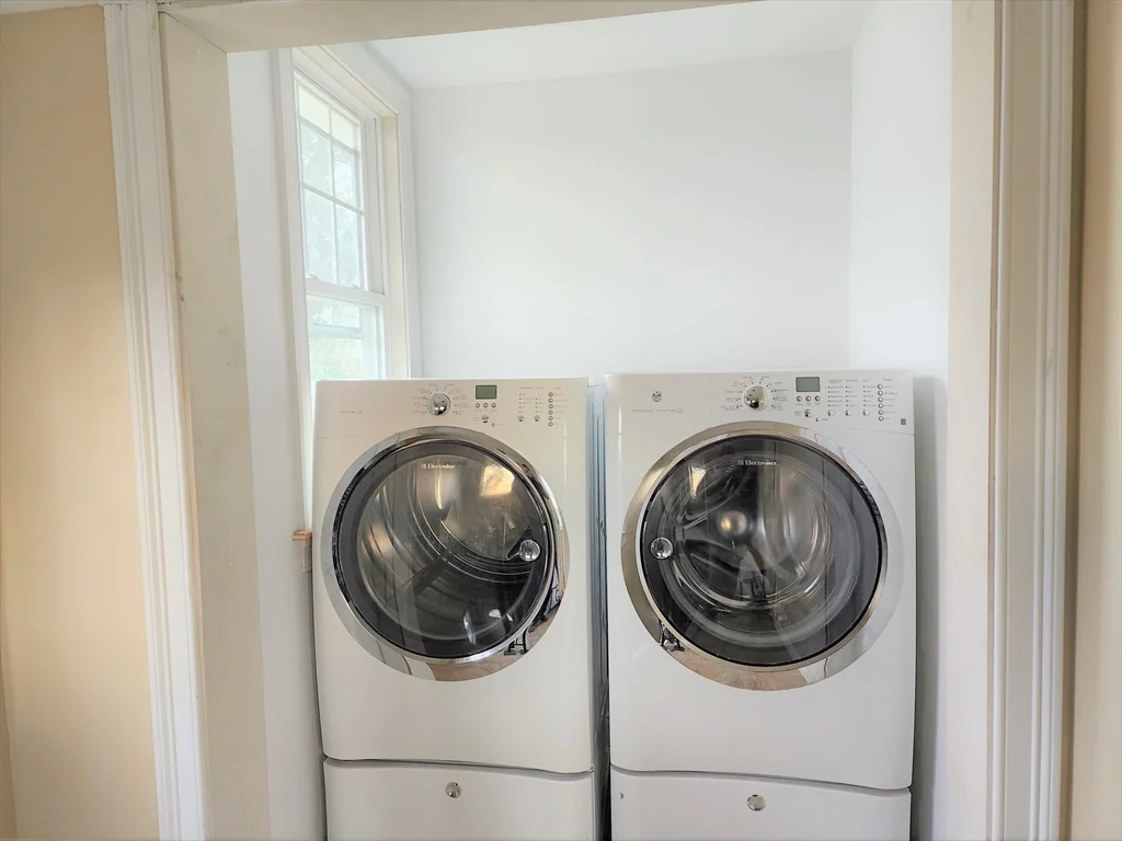 3 bed, 2 bath apartment for rent at 128 Palfrey Unit 128, Watertown — photo 11 of 11