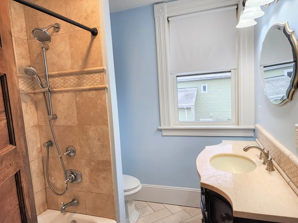 3 bed, 2 bath apartment for rent at 128 Palfrey Unit 128, Watertown — photo 10 of 11