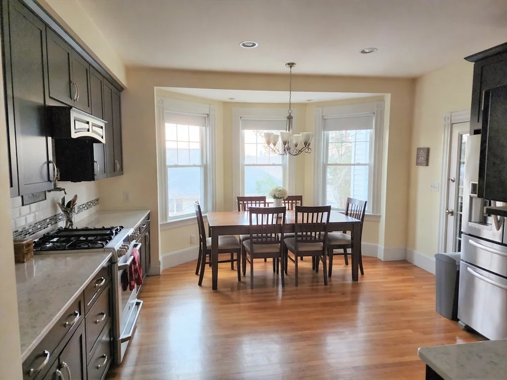 3 bed, 2 bath apartment for rent at 128 Palfrey Unit 128, Watertown — photo 2 of 11
