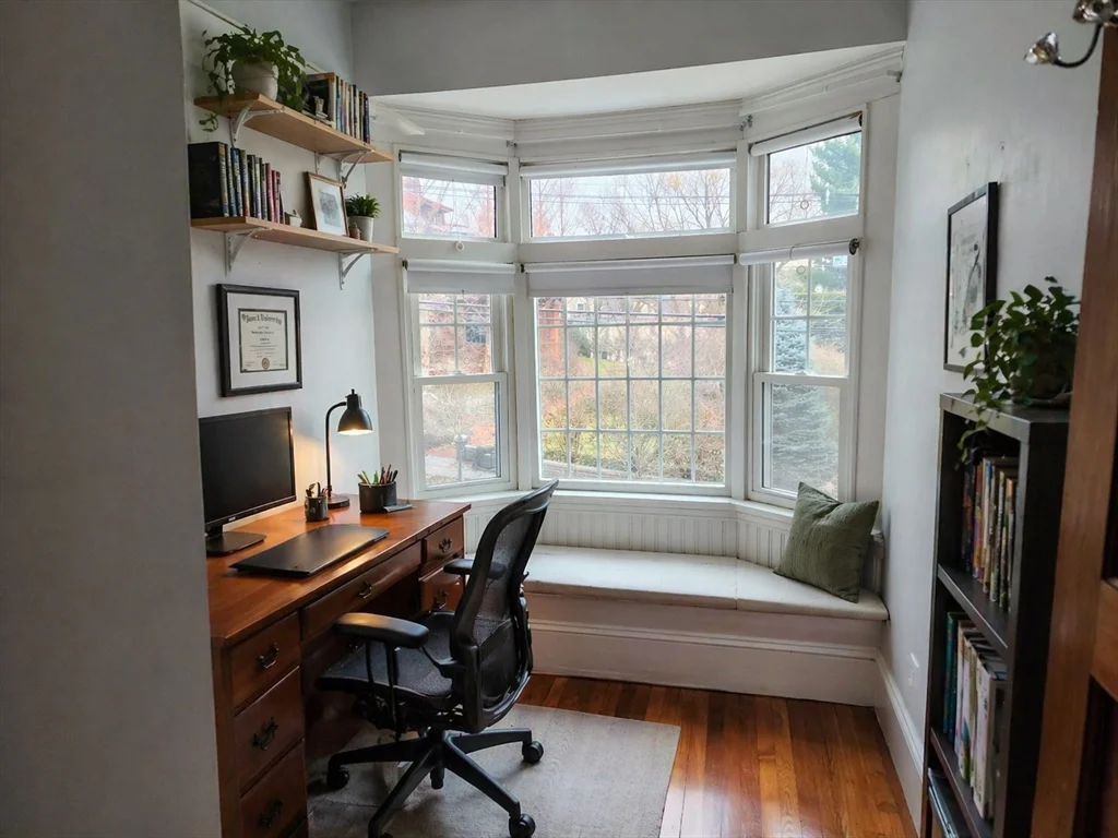 3 bed, 2 bath apartment for rent at 128 Palfrey Unit 128, Watertown — photo 6 of 11