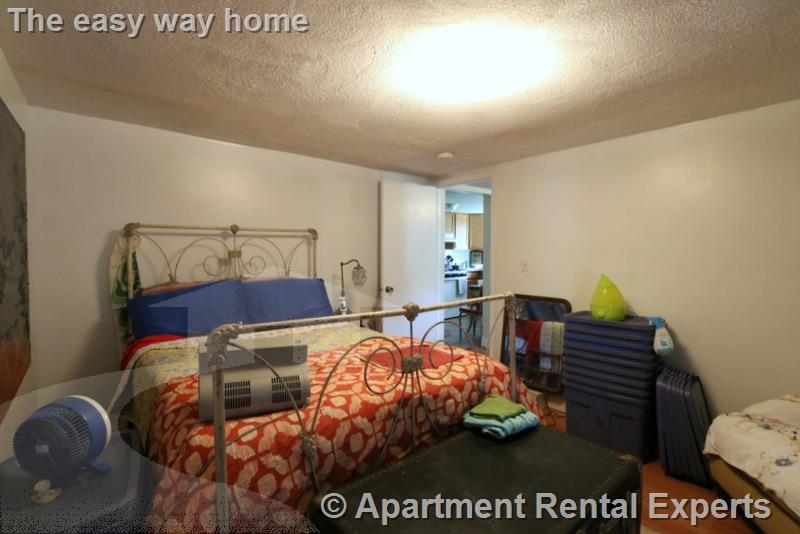 1 bed, 1 bath apartment for rent at 128 Pine St Unit 2 (Rear), Central Square — photo 4 of 8