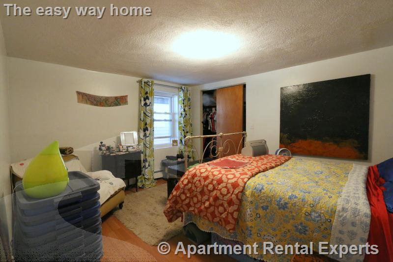 1 bed, 1 bath apartment for rent at 128 Pine St Unit 2 (Rear), Central Square — photo 3 of 8