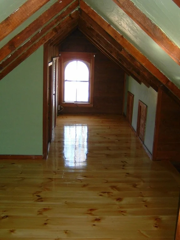 2 bed, 1 bath apartment for rent at 128 Pleasant St Unit 2, Marblehead — photo 9 of 13