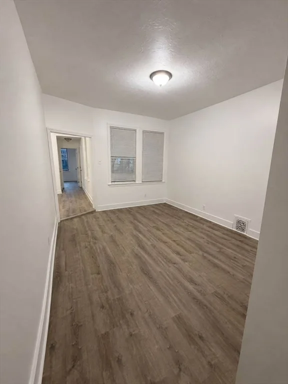 3 bed, 1 bath apartment for rent at 128 Shawmut St Unit 3, Chelsea — photo 12 of 12