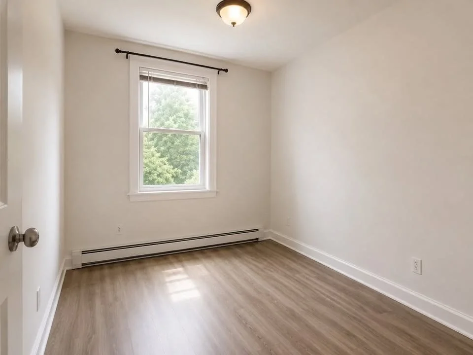 3 bed, 1 bath apartment for rent at 128 Shawmut St Unit 6, Chelsea — photo 5 of 10