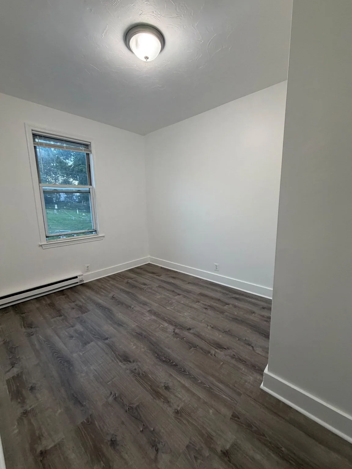 3 bed, 1 bath apartment for rent at 128 Shawmut Unit 6, Chelsea — photo 2 of 10