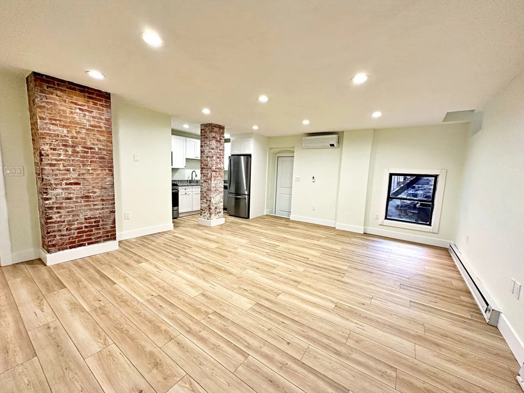 2 bed, 1 bath apartment for rent at 128 Webster St Unit A, East Boston — photo 5 of 18