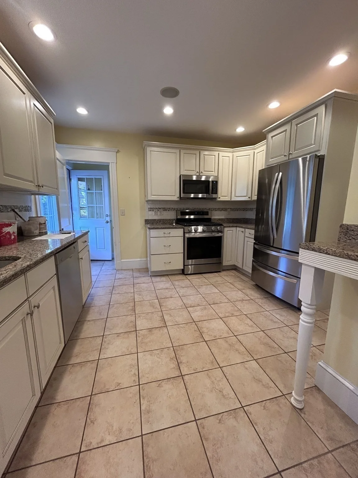 2 bed, 1 bath apartment for rent at 128 Willow Unit 1, West Roxbury — photo 11 of 25