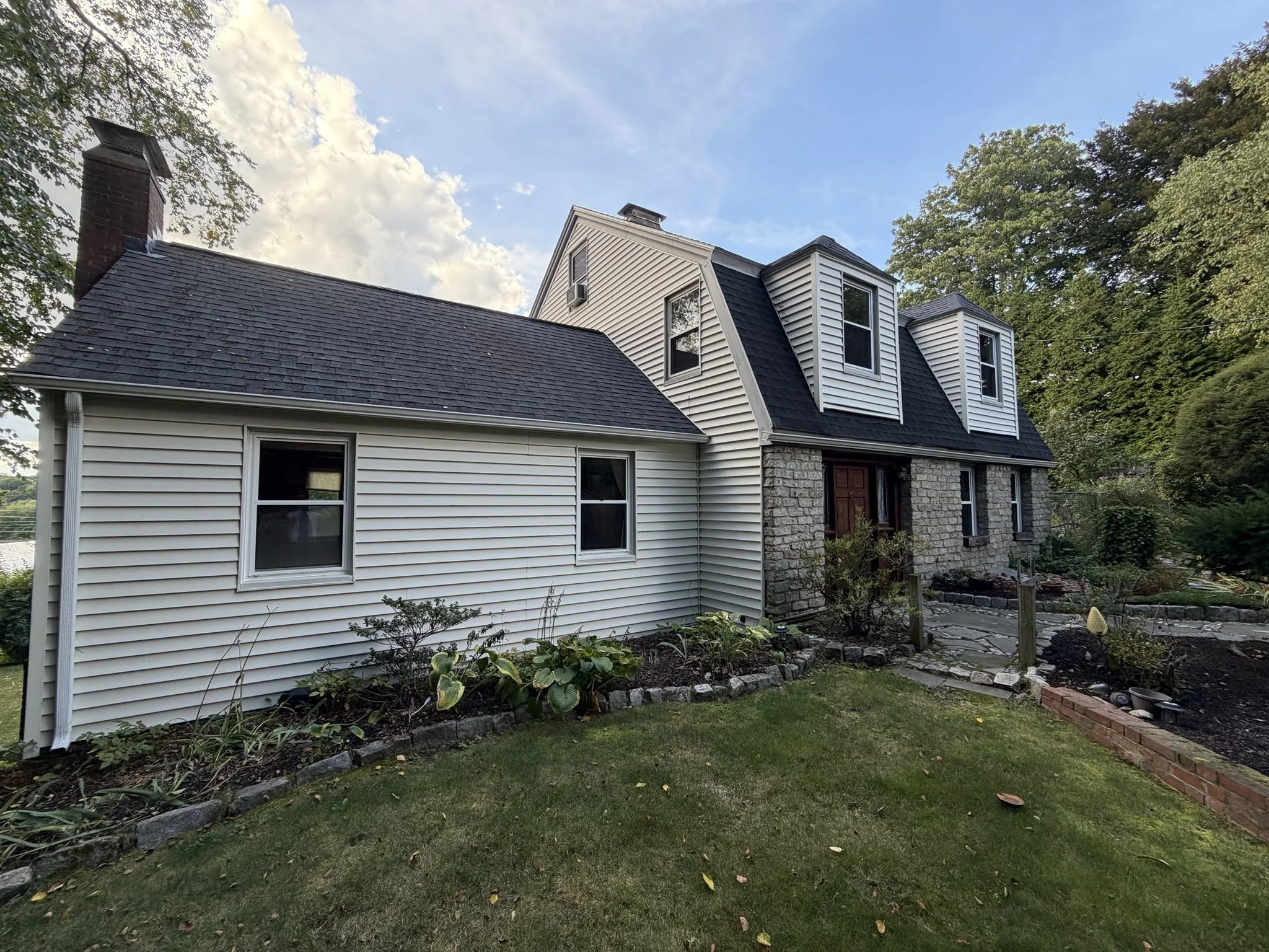 4 bed, 2 bath apartment for rent at 1281 Boston Rd Unit 1281, Haverhill — photo 2 of 40