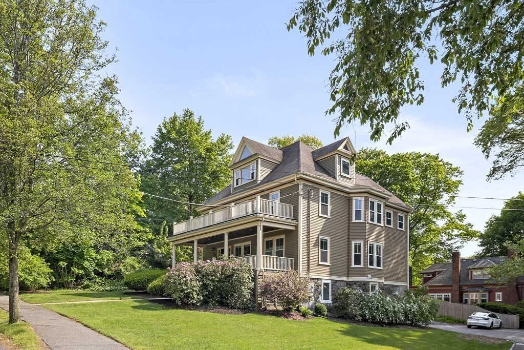 4 bed, 3 bath apartment for rent at 1281 Walnut St Unit 2, Newton