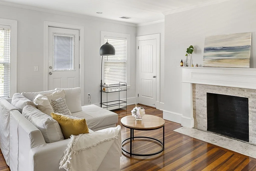 4 bed, 3 bath apartment for rent at 1281 Walnut St Unit 2, Newton — photo 4 of 30