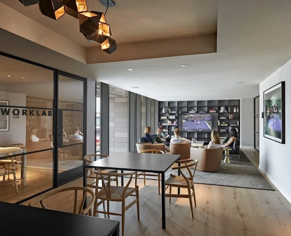 1 bed, 1 bath apartment for rent at 1282 Boylston St Unit 428, Fenway — photo 10 of 19