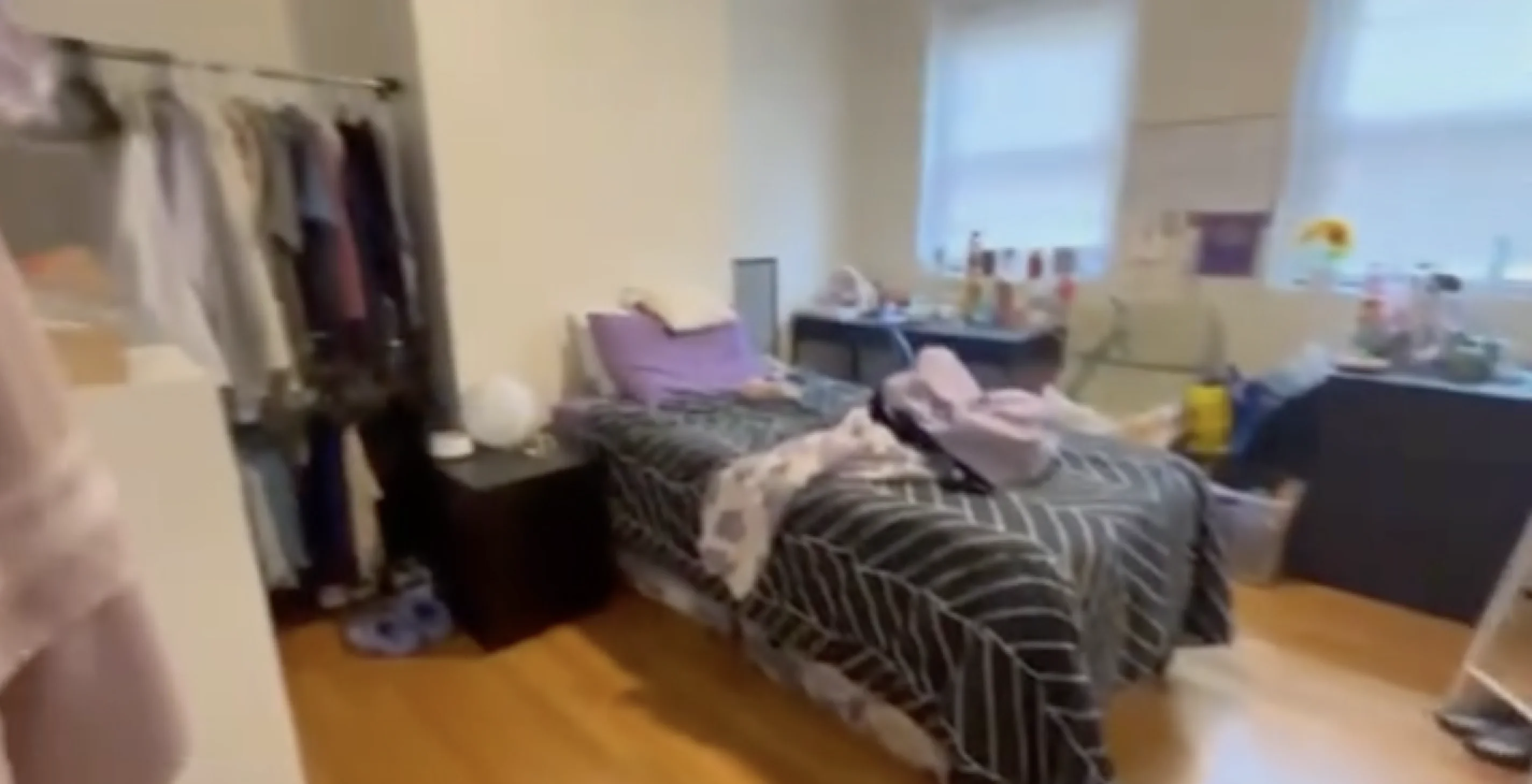 3 bed, 1 bath apartment for rent at 1283 Commonwealth Ave Unit 4, Allston — photo 5 of 7