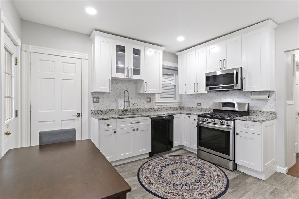 3 bed, 1 bath apartment for rent at 1283 Massachusetts Ave Unit 3, Arlington Heights — photo 1 of 16