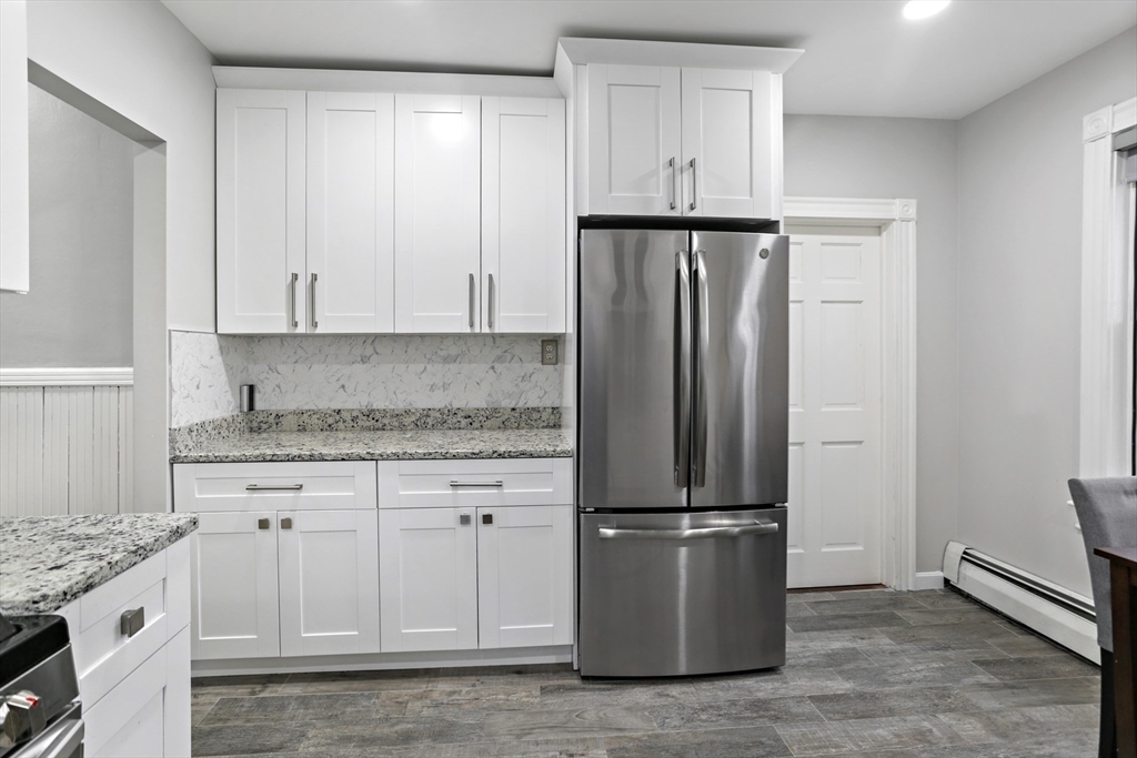 3 bed, 1 bath apartment for rent at 1283 Massachusetts Ave Unit 3, Arlington Heights — photo 5 of 16