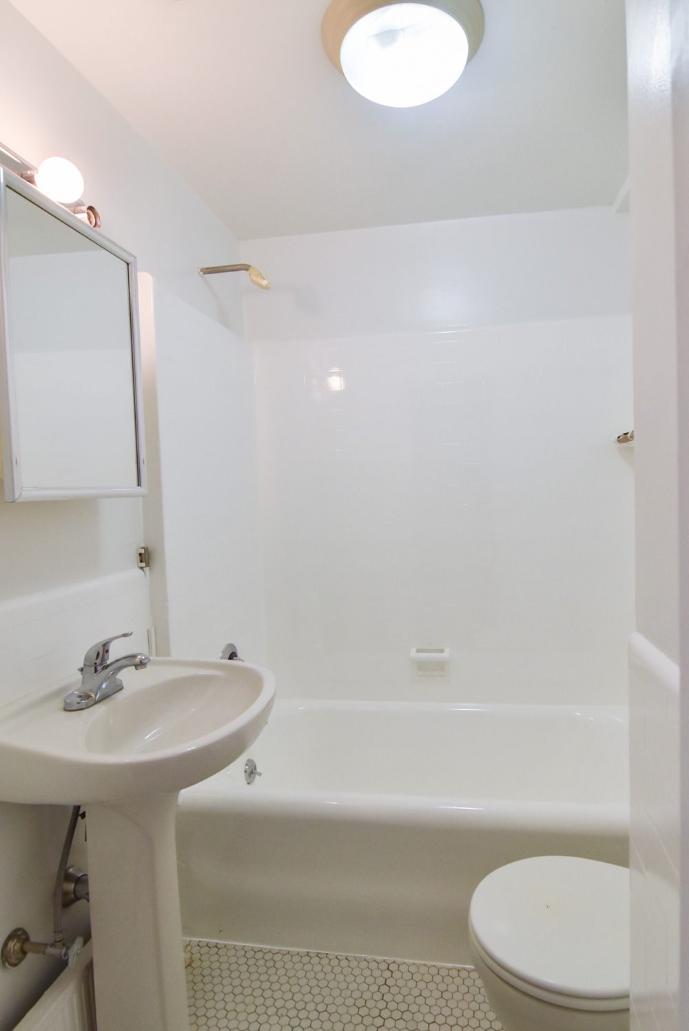 2 bed, 1 bath apartment for rent at 1284 Beacon St Unit 208, Coolidge Corner — photo 13 of 17