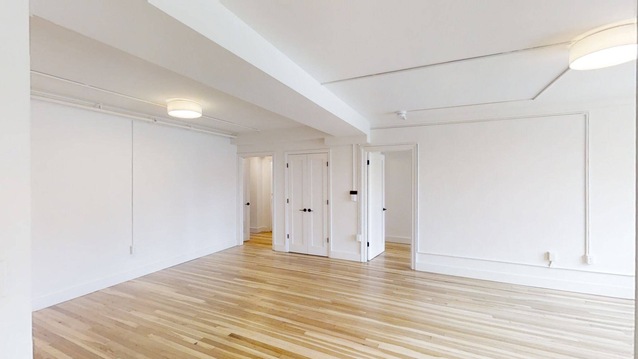 3 bed, 2 bath apartment for rent at 1284 Beacon St Unit 215, Coolidge Corner — photo 3 of 14