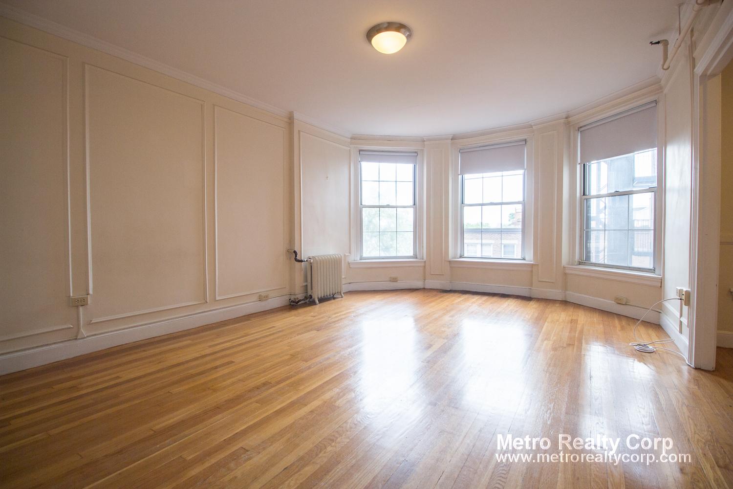 Studio bed, 1 bath apartment for rent at 1284 Beacon St Unit 411, Coolidge Corner
