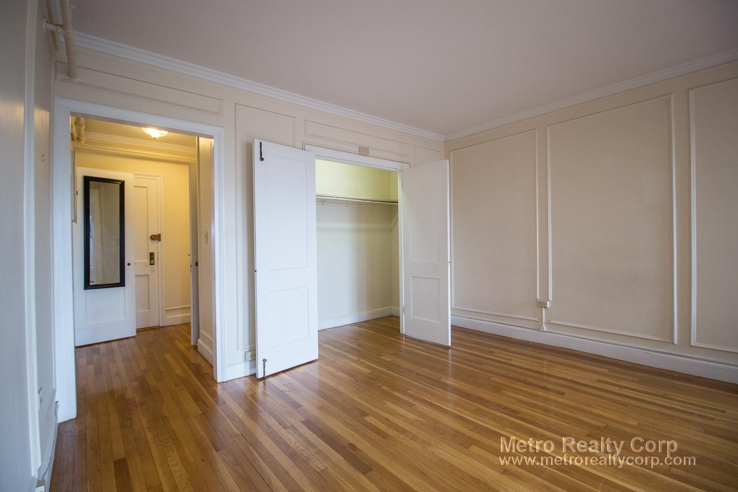 Studio bed, 1 bath apartment for rent at 1284 Beacon St Unit 411, Coolidge Corner — photo 2 of 11