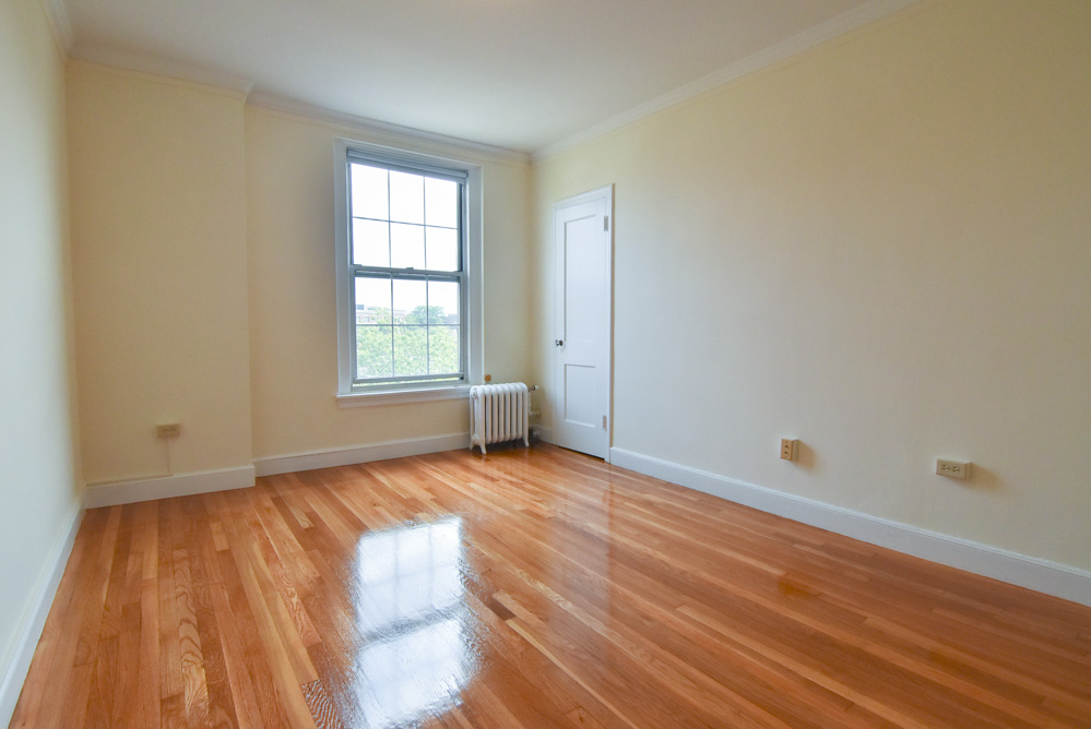 2 bed, 1 bath apartment for rent at 1284 Beacon St Unit 420, Coolidge Corner — photo 9 of 16
