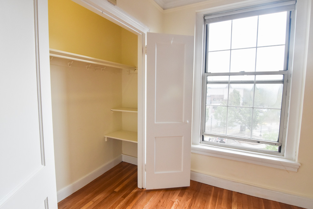 2 bed, 1 bath apartment for rent at 1284 Beacon St Unit 420, Coolidge Corner — photo 8 of 16