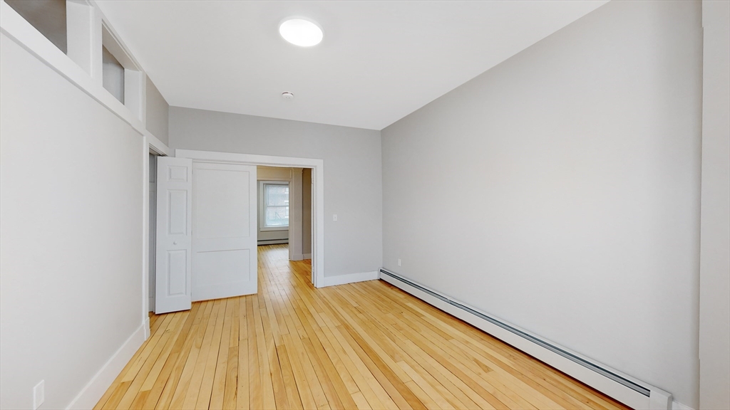 4 bed, 2 bath apartment for rent at 1284 Commonwealth Ave Unit 1, Allston — photo 8 of 19