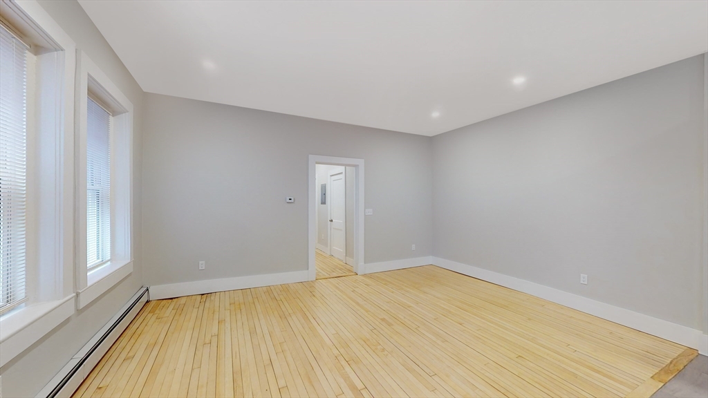 4 bed, 2 bath apartment for rent at 1284 Commonwealth Ave Unit 1, Allston — photo 6 of 19