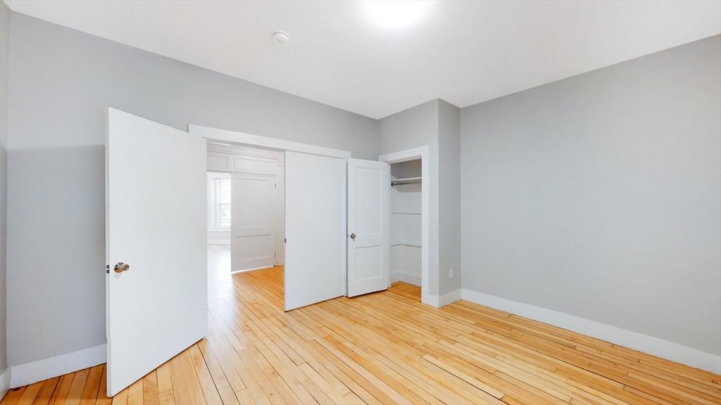 4 bed, 2 bath apartment for rent at 1284 Commonwealth Ave Unit 1, Allston — photo 13 of 19