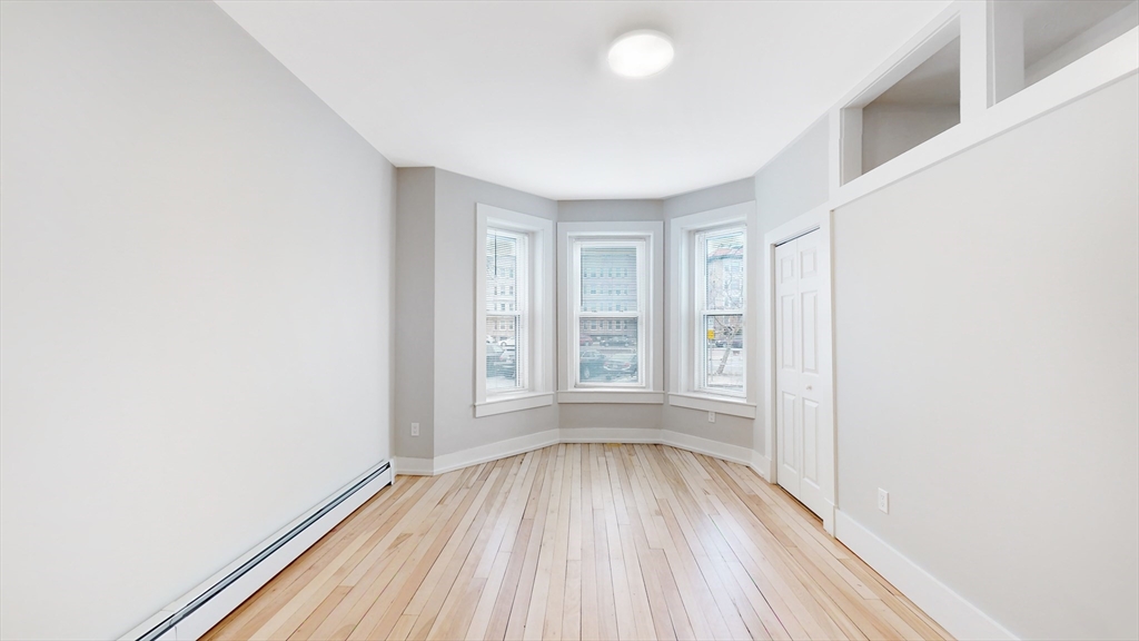 4 bed, 2 bath apartment for rent at 1284 Commonwealth Ave Unit 1, Allston — photo 7 of 19