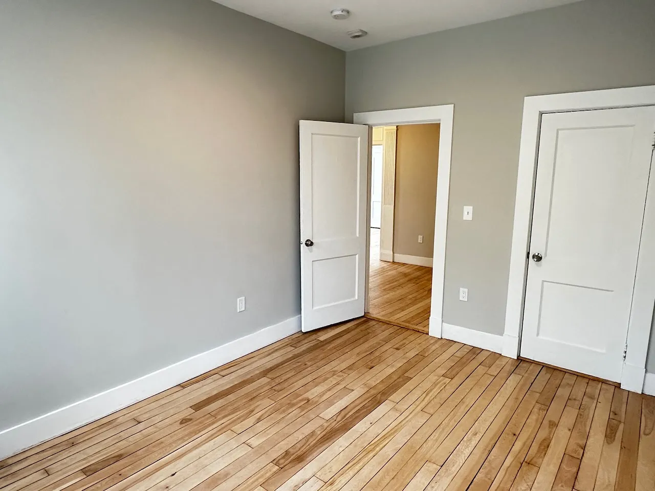5 bed, 2 bath apartment for rent at 1284 Commonwealth Ave Unit 5, Allston — photo 11 of 29