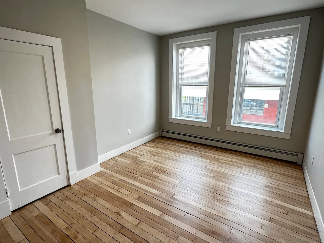 5 bed, 2 bath apartment for rent at 1284 Commonwealth Ave Unit 5, Allston — photo 16 of 29