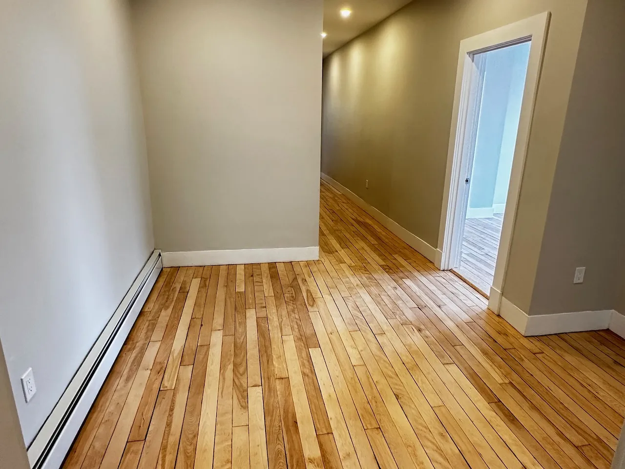 5 bed, 2 bath apartment for rent at 1284 Commonwealth Ave Unit 5, Allston — photo 5 of 29