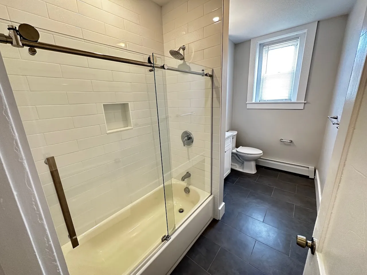 5 bed, 2 bath apartment for rent at 1284 Commonwealth Ave Unit 5, Allston — photo 22 of 29
