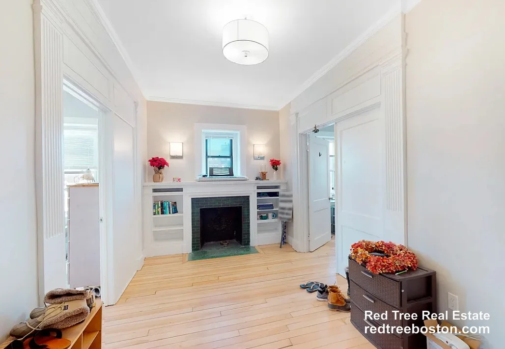 5 bed, 1.5 bath apartment for rent at 1284 Commonwealth Ave Unit 7, Allston — photo 14 of 15