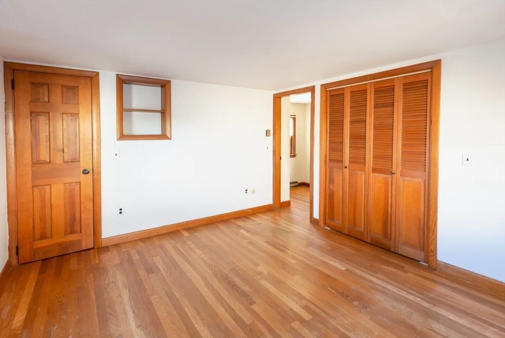 2 bed, 1 bath apartment for rent at 129-1/2 Summer St, Downtown — photo 9 of 16